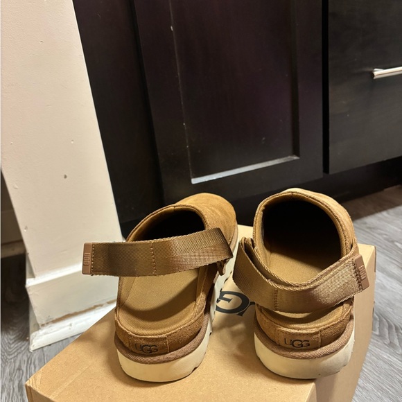 UGG Golden star clogs - Picture 9 of 11